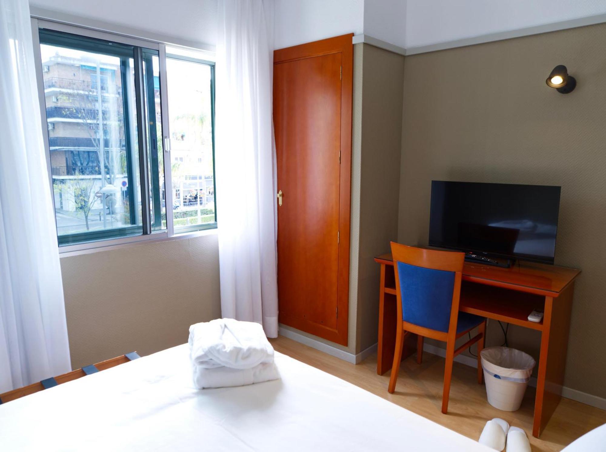 Hotel Ciudad Del Sol Écija Dış mekan fotoğraf