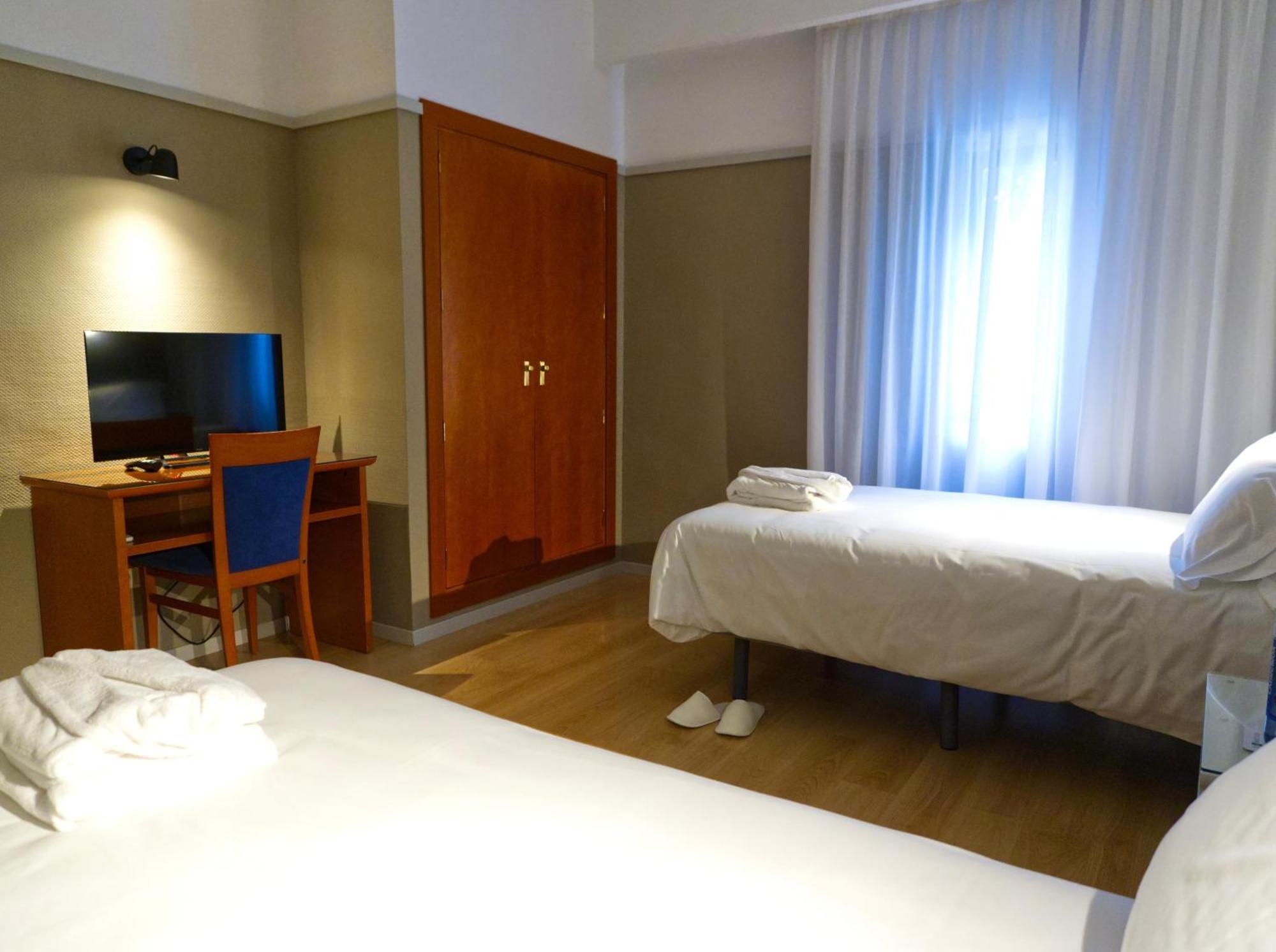 Hotel Ciudad Del Sol Écija Dış mekan fotoğraf