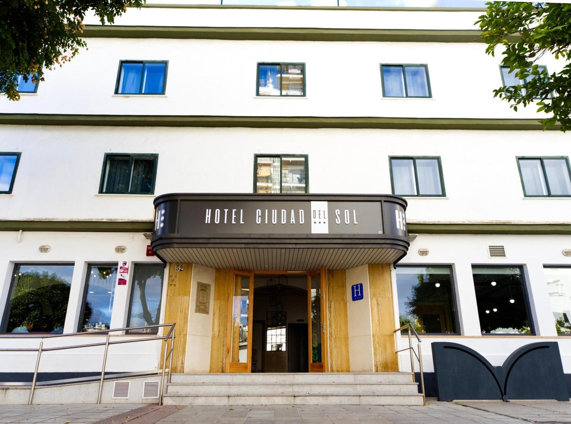 Hotel Ciudad Del Sol Écija Dış mekan fotoğraf