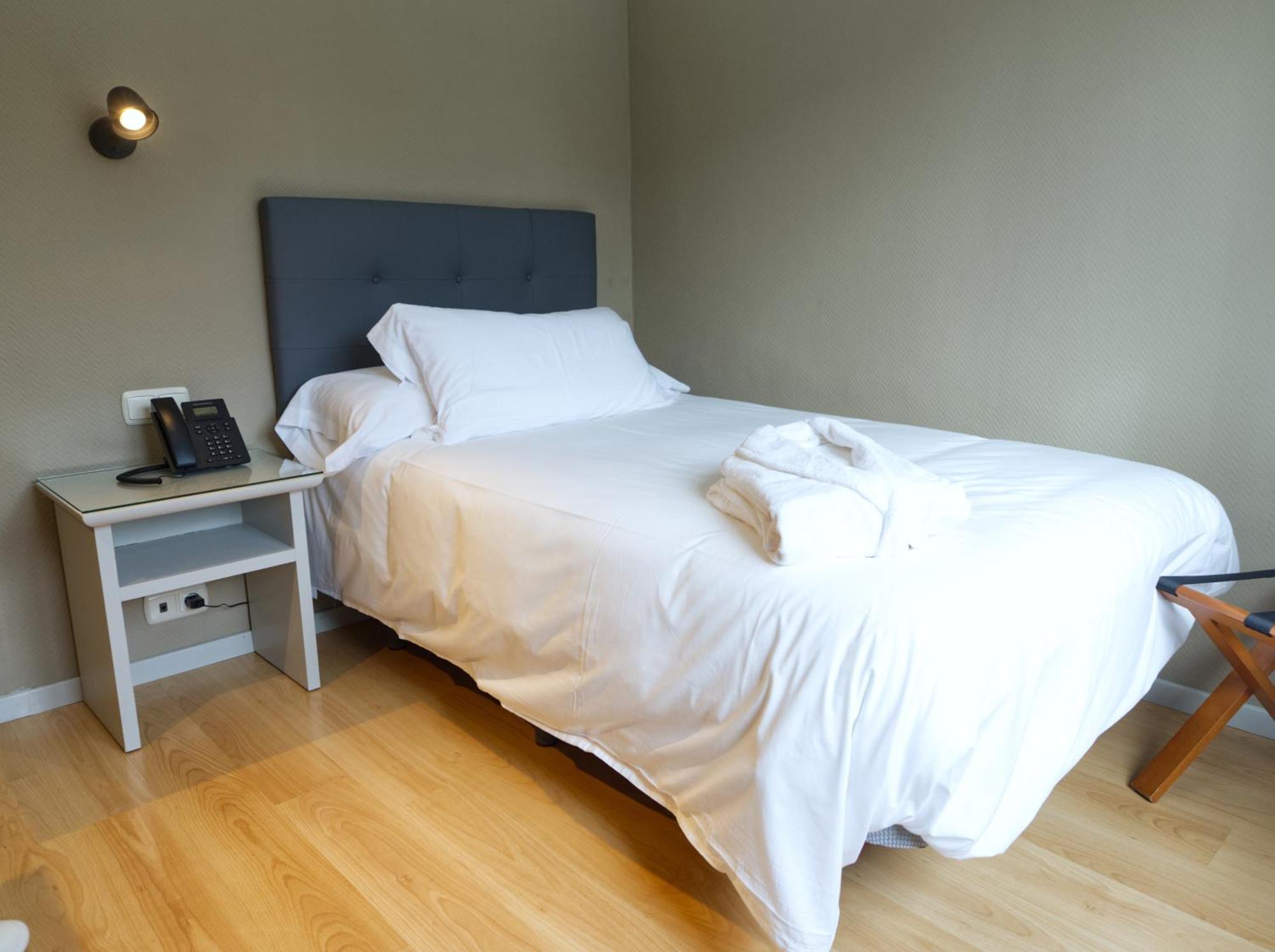 Hotel Ciudad Del Sol Écija Dış mekan fotoğraf